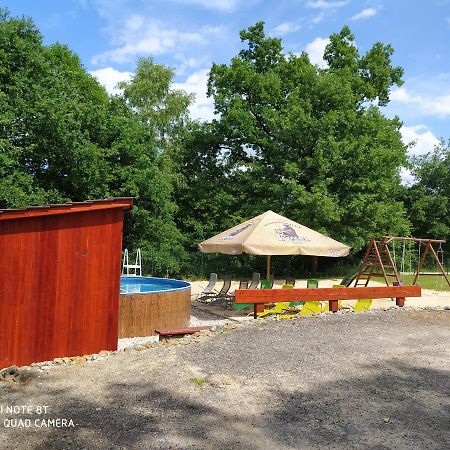 Apartmany Natalie Dvory nad Luznici Exterior foto
